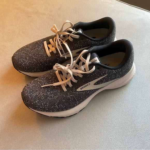 Brooks Launch 7 Women’s Running Shoes Size 8 - Picture 2 of 9